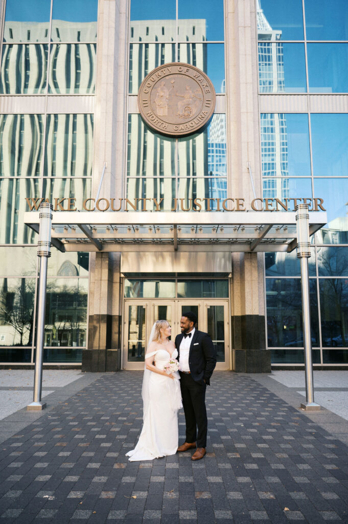 couple outside the courthouse during their North Carolina courthouse elopement